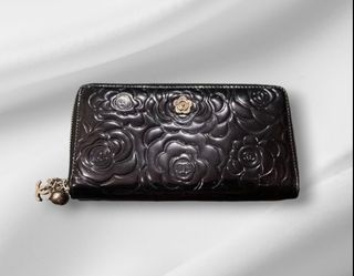 CHANEL Camellia Zipper Long  Wallet