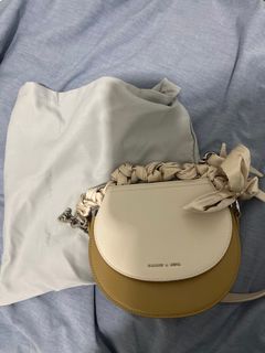 （分類：）位於 。 由 kam261 提交（商品編號 1310245573，圖片 1）。簡介： 。