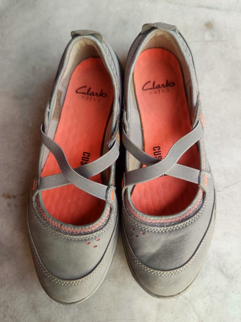 Clarks aria top