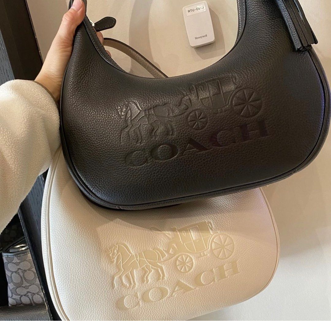 Coach Women s Shoulder Bag