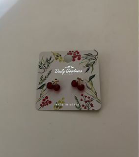 （分類：）位於 。 由 phoebe0100 提交（商品編號 1310219348，圖片 1）。簡介： 。