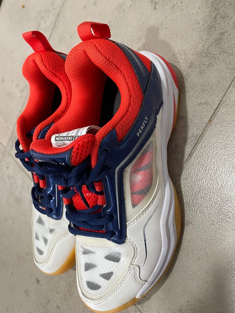 Decathlon Perfly Kids Badminton Shoes, Women's Fashion, Footwear
