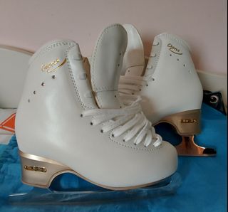 （分類：）位於 。 由 secondhandselling_ 提交（商品編號 1310105825，圖片 1）。簡介： 。
