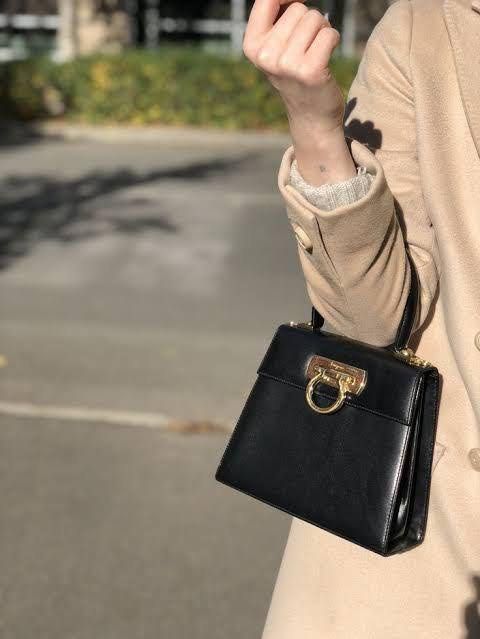 Vintage ferragamo kelly bag on sale