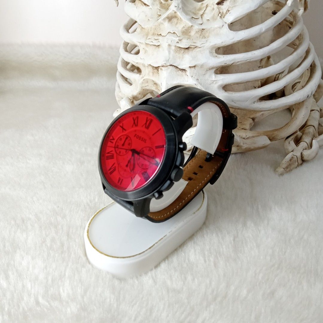 Fossil FS5242 Men s Watch Quartz Red Face Leather Black Strap Chronograph Not Functioning