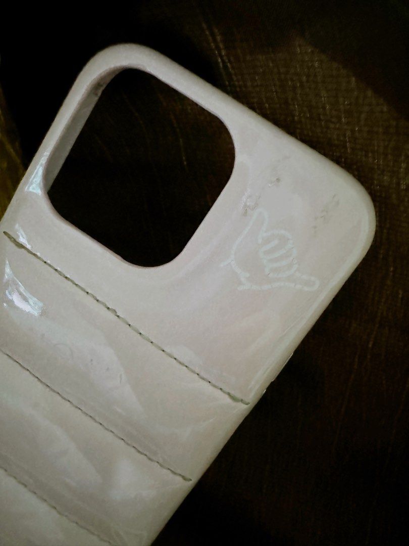 Funiki Iphone Case (Category: Cases & Sleeves) located in Makati City. Submitted by peking711 (Listing ID 1310208130, Image 3). Description: Brand: Funiki Color: Sakura Model: Iphone 15 pro max Flaws: please see pictures 3-5 But it will not affect the functionality and not really noticeable unless you are OC.