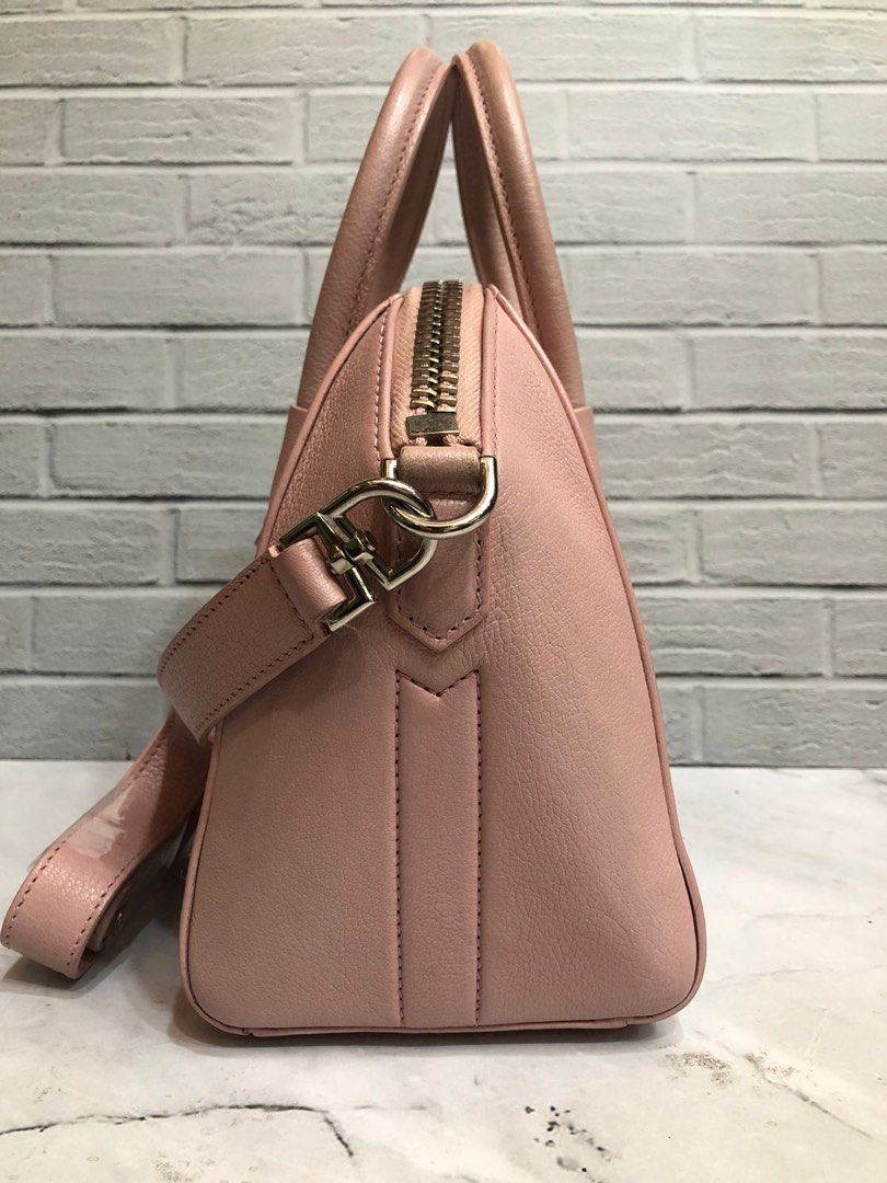 Givenchy antigona small size cm best sale