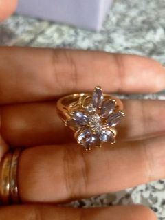 Goldtone Ring with Stones size 7
