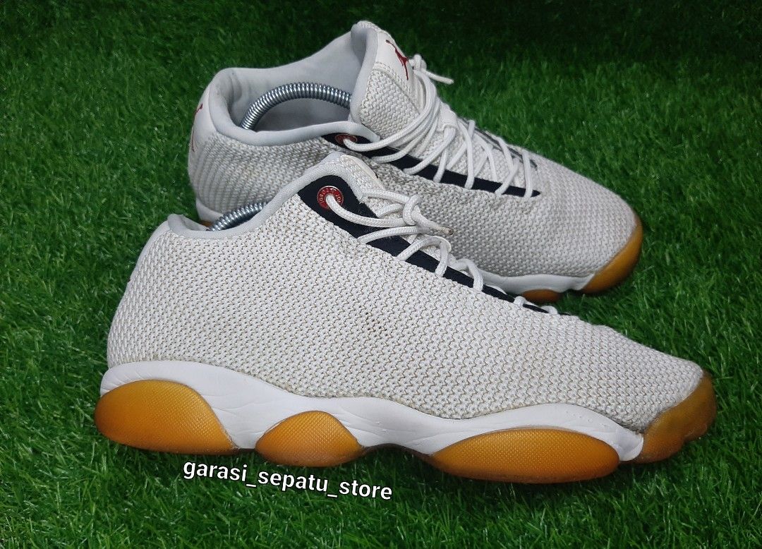 Jordan Horizon Low Light Bone Fesyen Pria Sepatu Sneakers di Carousell