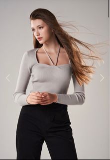 (Category: ) located in . Submitted by wardrobedeclutterr (Listing ID 1310137313, Image 1). Description: .