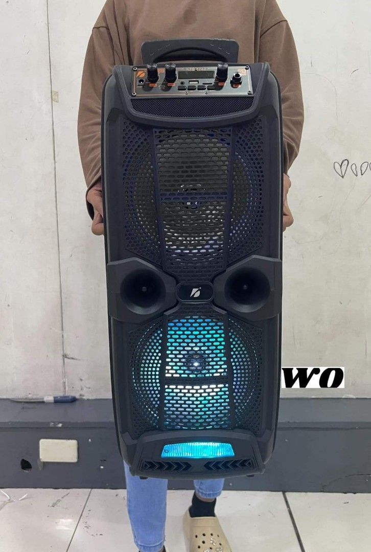 KTS-1743 BLUETOOTH SPEAKER WITH MIC & REMOTE (Category: Soundbars, Speakers & Amplifiers) located in Manila. Submitted by yannieshop (Listing ID 1310172422, Image 2). Description: KTS-1743 BLUETOOTH SPEAKER WITH MIC & REMOTE pedeng pede pangbirit. gaganda boses mo kapag kumanta ka. 😁.
