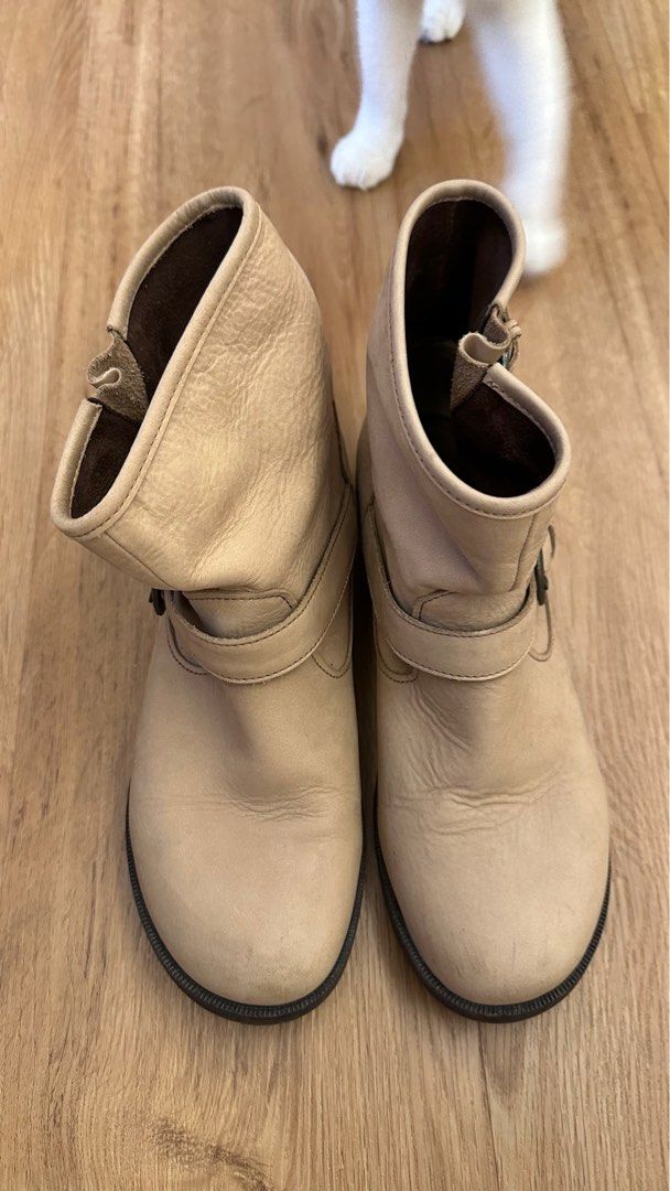 Leather Ankle Boots Light Brown Japan Takashimaya Women s Fashion Footwear Boots on Carousell