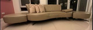 Leather sofa with 2 standees