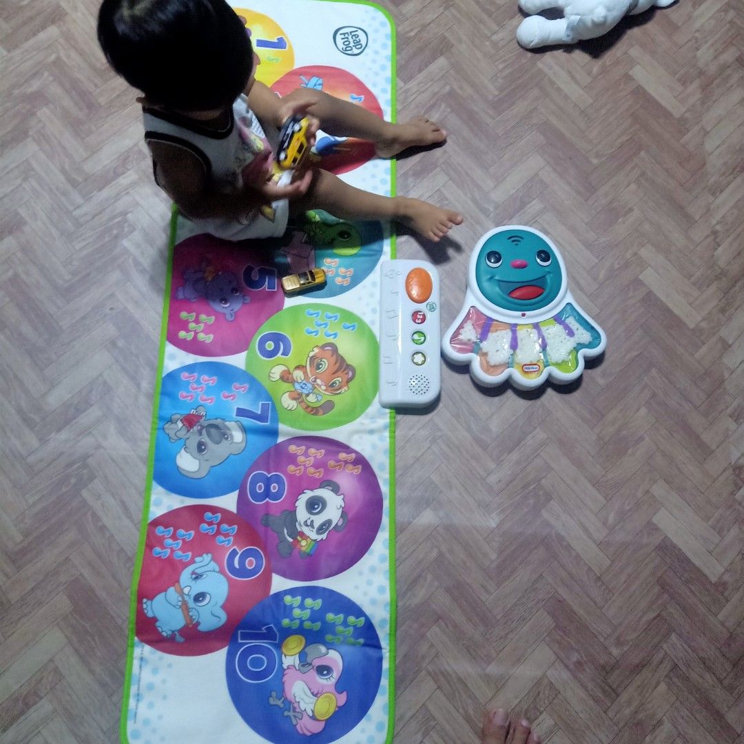 Little tikes squishy piano discount