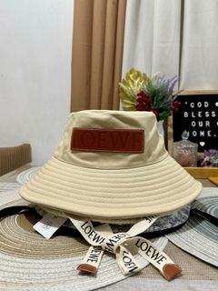 Loevve (womens bucket hat)
