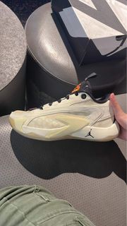 (Category: ) located in . Submitted by shopipoi (Listing ID 1310116819, Image 1). Description: .