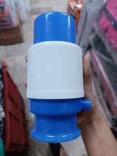 💥MANUAL DISPENSER WATER PUMP‼️
COLOR BLUE ONLY💙