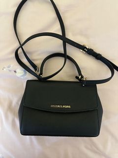 （分類：）位於 。 由 aislings.store 提交（商品編號 1310132382，圖片 1）。簡介： 。