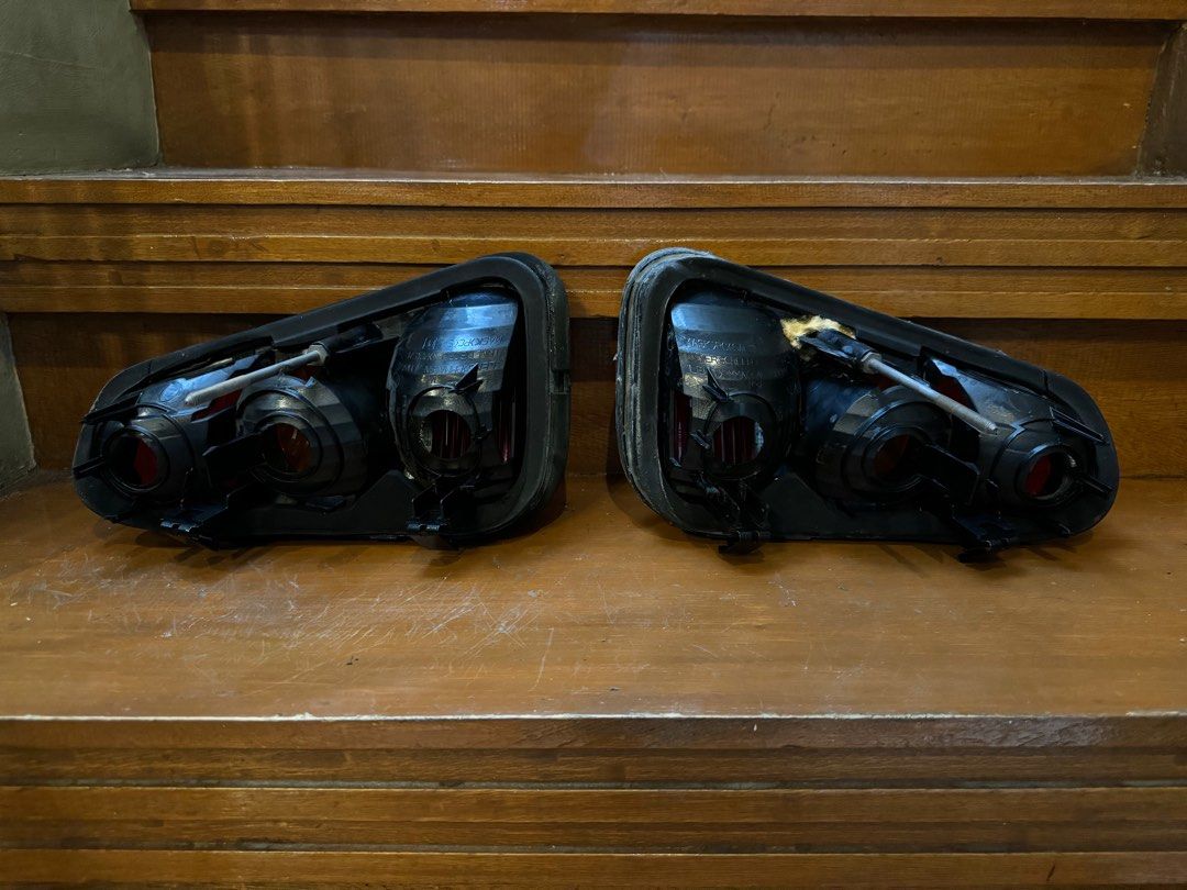 Mini Cooper R50 Tail Lights 2004 (Category: Lightings, Horns, and other Electrical Parts and Accessories) located in Las Pinas. Submitted by mbisl (Listing ID 1310096163, Image 2). Description: Original Mini Cooper R50 Tail Lights - No cracks - just needs buffing & polish.