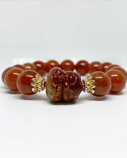Natural Southern Nanhong Agate with Red Caramel Alashan Fox FlowernCarving •