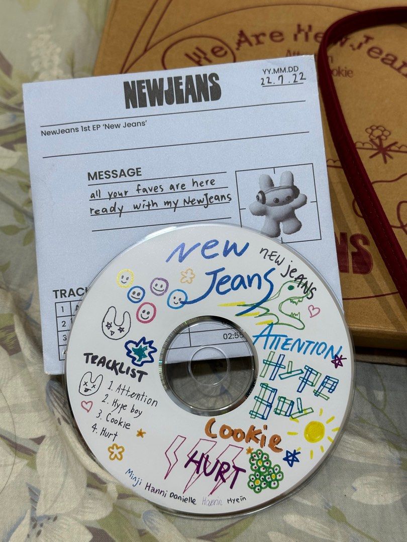 NewJeans 1st EP Album Limited bag ver (red), Hobbies & Toys