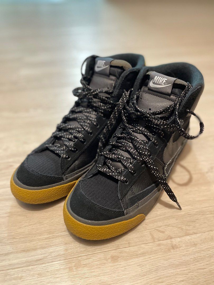 nike mid blazers black
