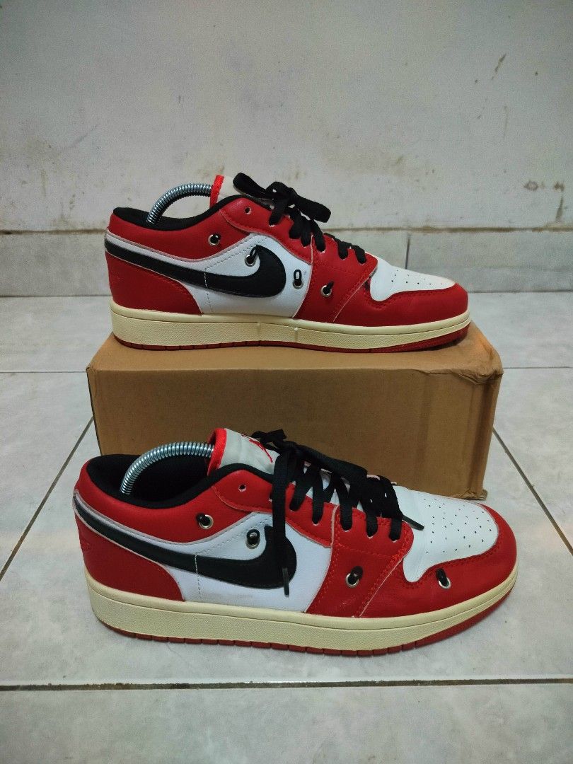 Nike Jordan Low Chicago red offwhite