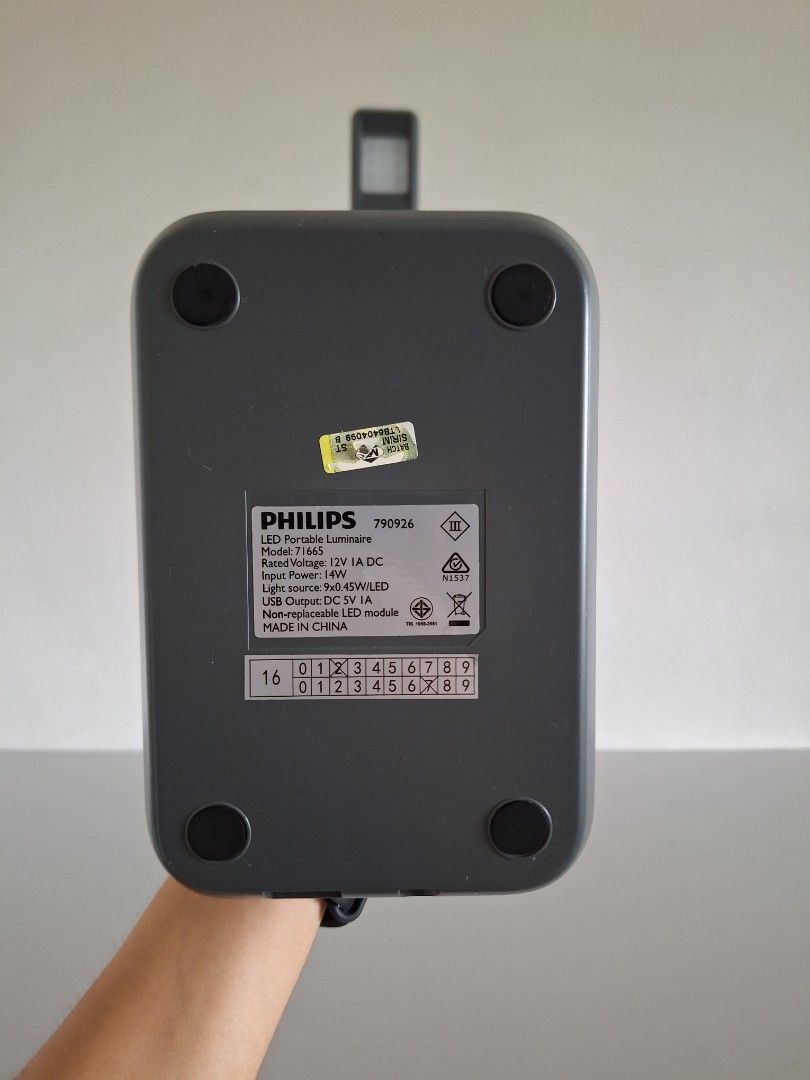 Philips study table lamp (Category: Lighting) located in Kuala Lumpur. Submitted by mahyq2000 (Listing ID 1310105095, Image 2). Description: Used Philips table lamp for sale, originally priced around RM150. The hinge at the top is broken and I've fixed it with strong glue, so it can't be adjusted. Aside from that, there are no other issues. The LED bulb works well..