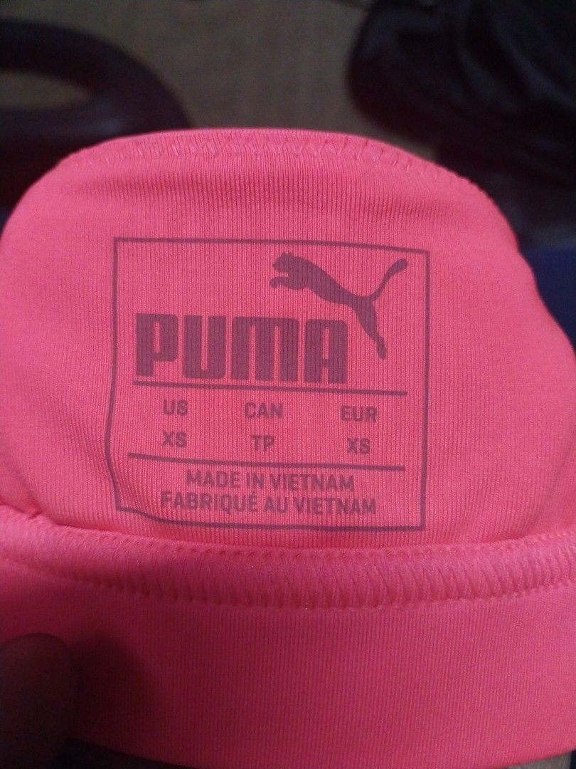 Puma Sports Bra XS (Category: Undergarments & Loungewear) located in Makati City. Submitted by rhoilan (Listing ID 1310187903, Image 3). Description: .