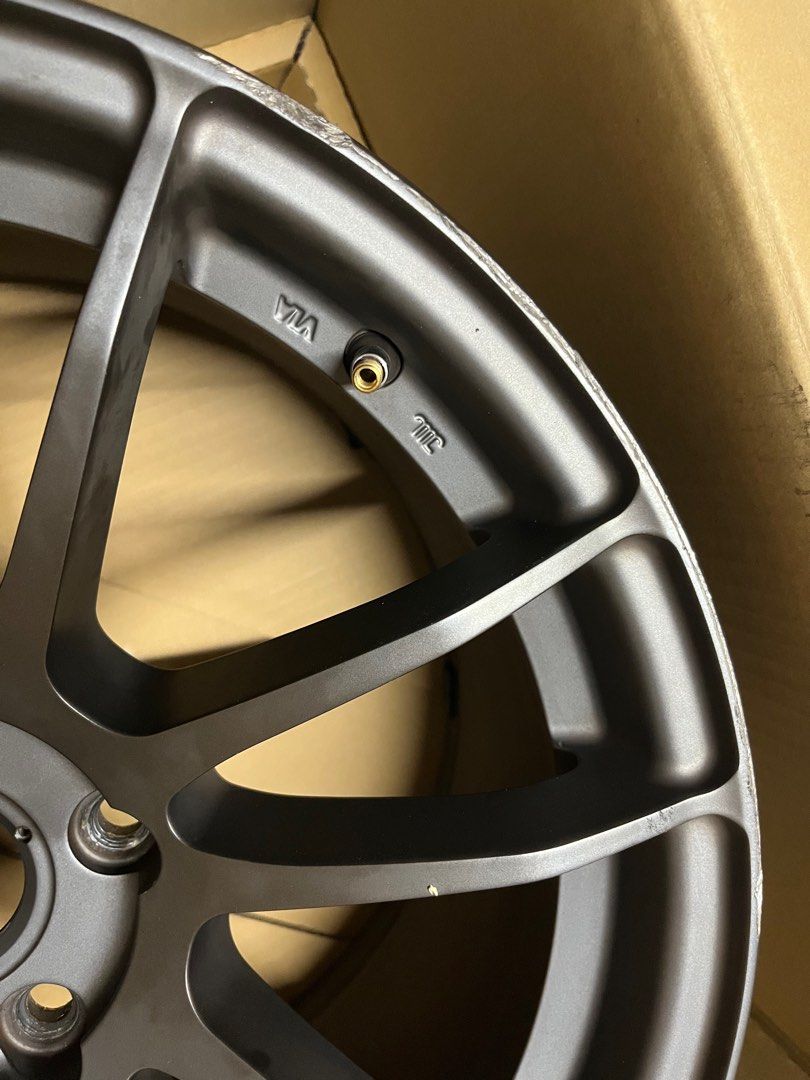 Rays Gramlight 57xtreme 17 x 9, +40, Car Accessories, Tyres & Rims 