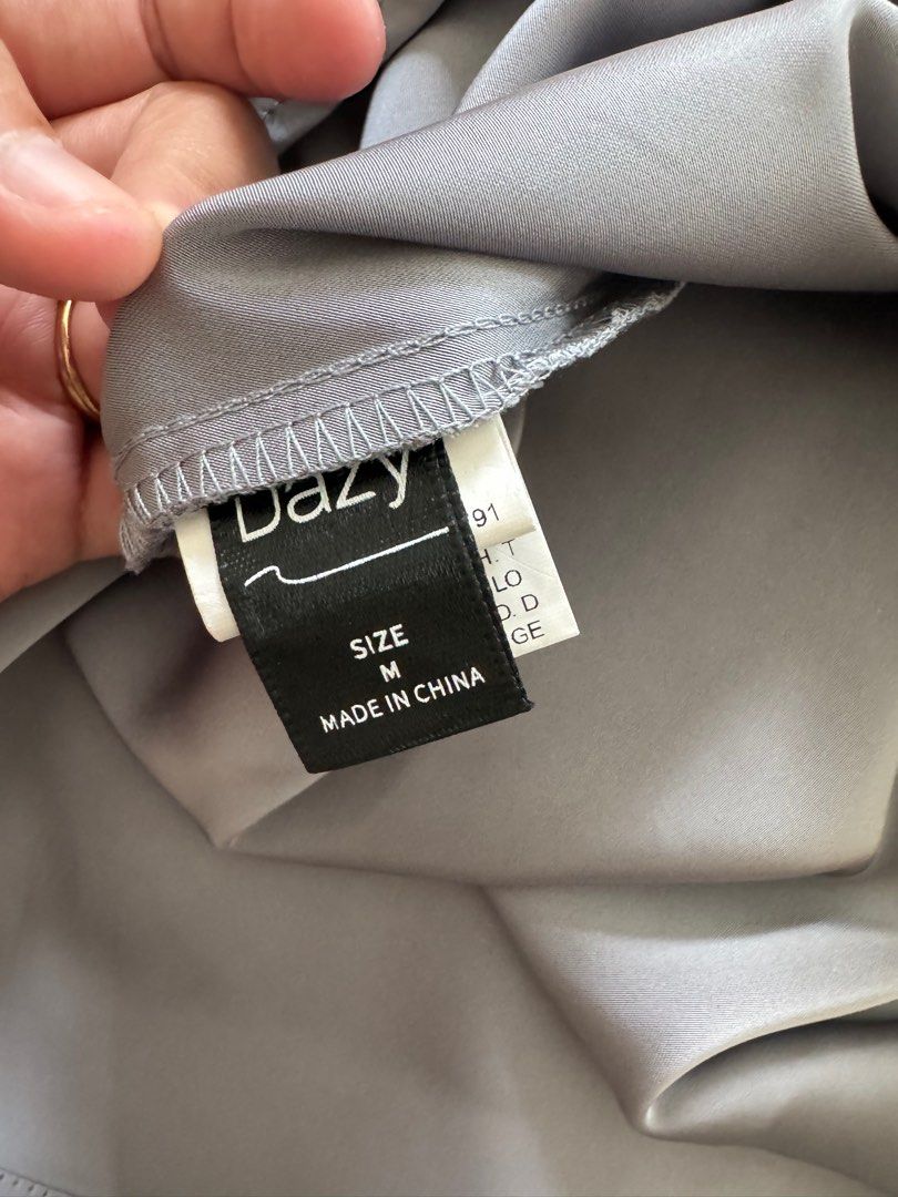 SHEIN Dazy Midi Skirt - Gray Blue (Category: Skirts) located in Manila. Submitted by cutethangg (Listing ID 1310115967, Image 3). Description: Super perfect color! I just have a lot of skirts. Fits well nice material. Would fit small to medium.