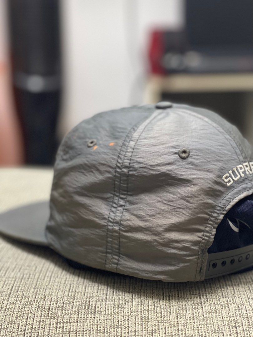 Supreme cap motion logo