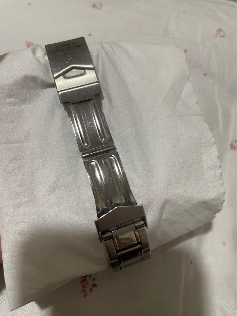 Swiss Military (Category: Men's Watches) located in Manila. Submitted by francinedee (Listing ID 1310191749, Image 3). Description: SWISS MILITARY BY CHRONO What you see is what you get. Kayo na lang po mag replace ng battery. No issue bukod sa Hairline which is normal sa watch. Clear pa yung glass face not moist. Walang kalawang. ITEM ONLY. WALANG BOX WALANG KAHIT ANO NAITAPON NA. GUARANTEED ORIGINAL MY HUSBAND GOT IT FROM COMPANY. SF SHOULDER B