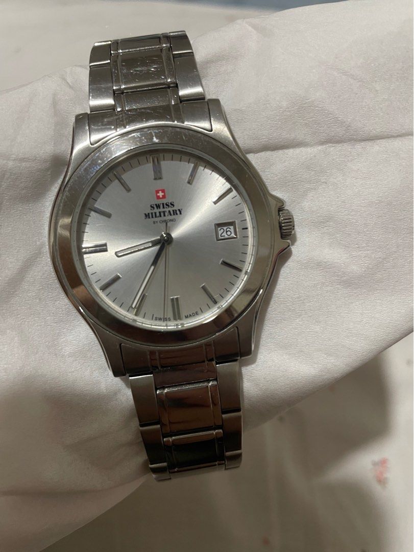 Swiss Military (Category: Men's Watches) located in Manila. Submitted by francinedee (Listing ID 1310191749, Image 1). Description: SWISS MILITARY BY CHRONO What you see is what you get. Kayo na lang po mag replace ng battery. No issue bukod sa Hairline which is normal sa watch. Clear pa yung glass face not moist. Walang kalawang. ITEM ONLY. WALANG BOX WALANG KAHIT ANO NAITAPON NA. GUARANTEED ORIGINAL MY HUSBAND GOT IT FROM COMPANY. SF SHOULDER B