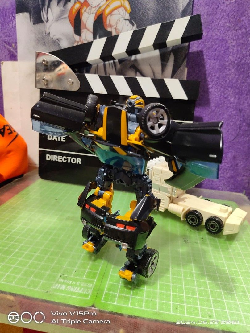 Transformers Movie Deluxe Allspark Power Stealth Bumblebee Hasbro