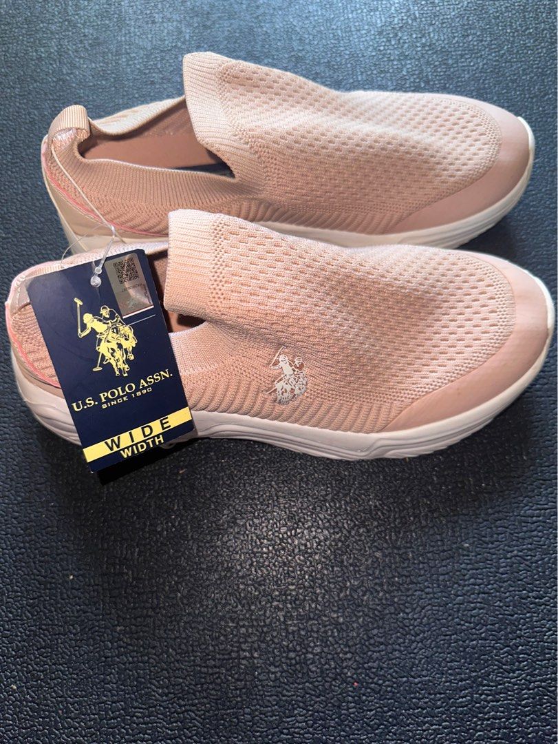U.S POLO ASSN. Wide width (Category: Sneakers) located in Manila. Submitted by ayaa29 (Listing ID 1310089700, Image 1). Description: Orig Not use Size: 7/12 .