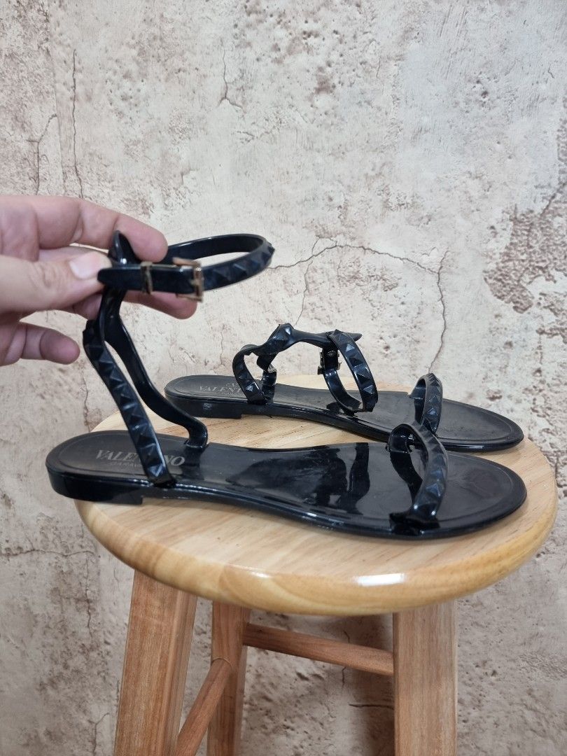 Valentino garavani jelly sandals on sale