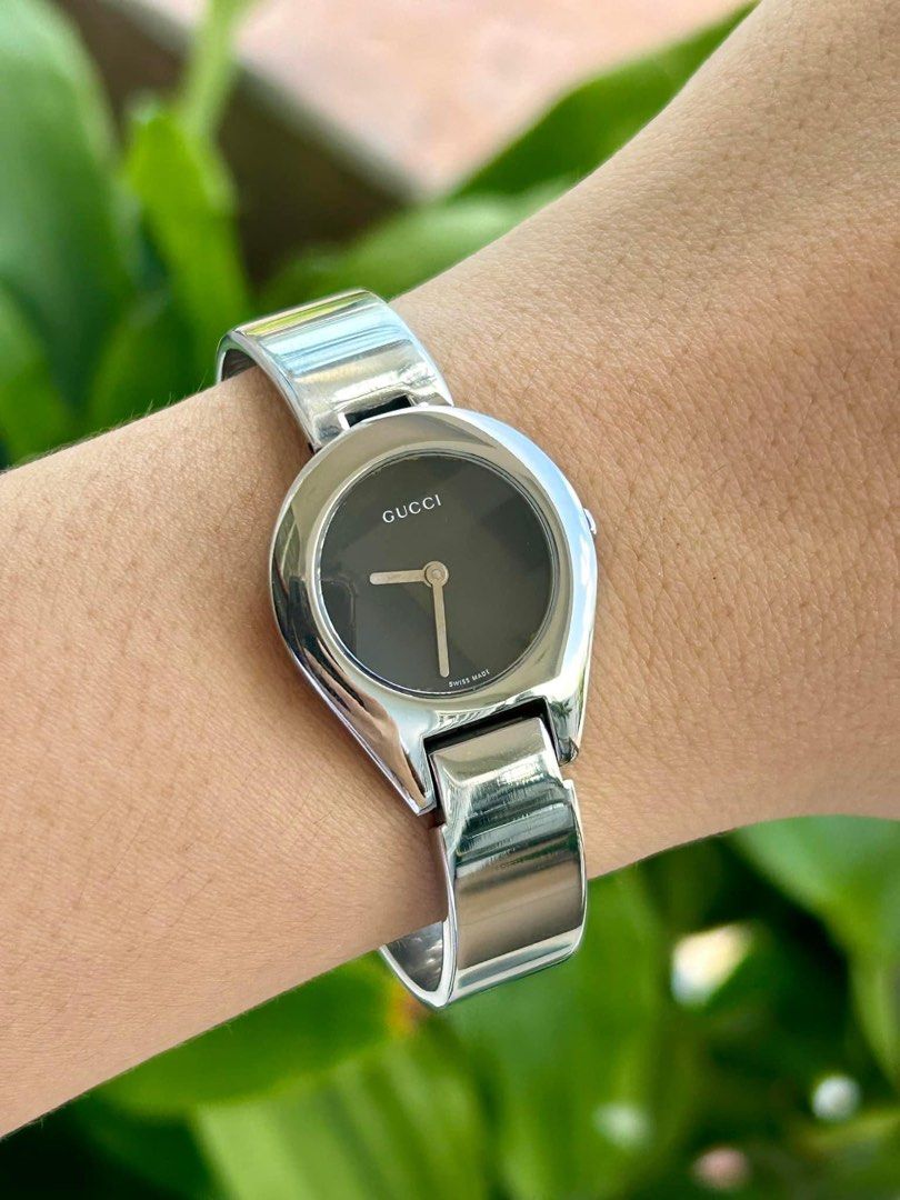 Vintage GUCCI 6700L Quartz Stainless Steel Ladies Watch 2015 Approx 17cm adjustable 26mm