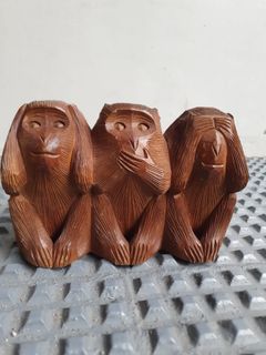 Vintage Hand carved wooden display The Three Wise Monkeys