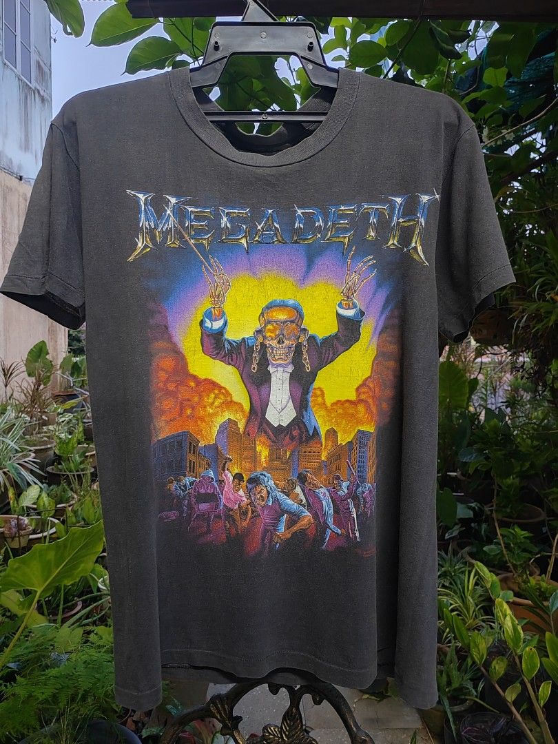 Vintage Megadeth, Men's Fashion, Tops & Sets, Tshirts & Polo Shirts on ...