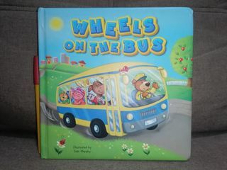 Wheels On The Bus (Padded Hardcover - board book)
