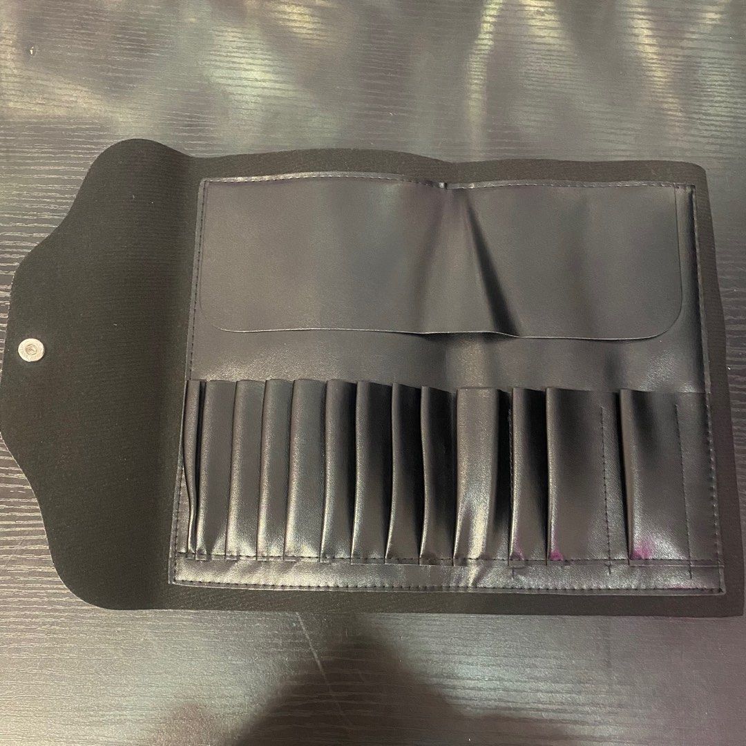 14Hole Brush Holder Blk-52352331 (Category: Makeup) located in Paranaque City. Submitted by gladkingphilippines (Listing ID 1310279068, Image 2). Description: .