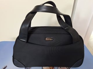 95% new Satchi Handheld Shoulder Bagđ from Salad64242862258049110