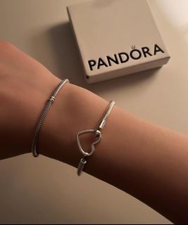 - PANDORA Heart Closure Silver Bracelet Chain -
