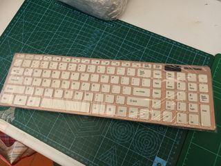 Teclado y ratón inalámbricos ultradelgados63015186302337110