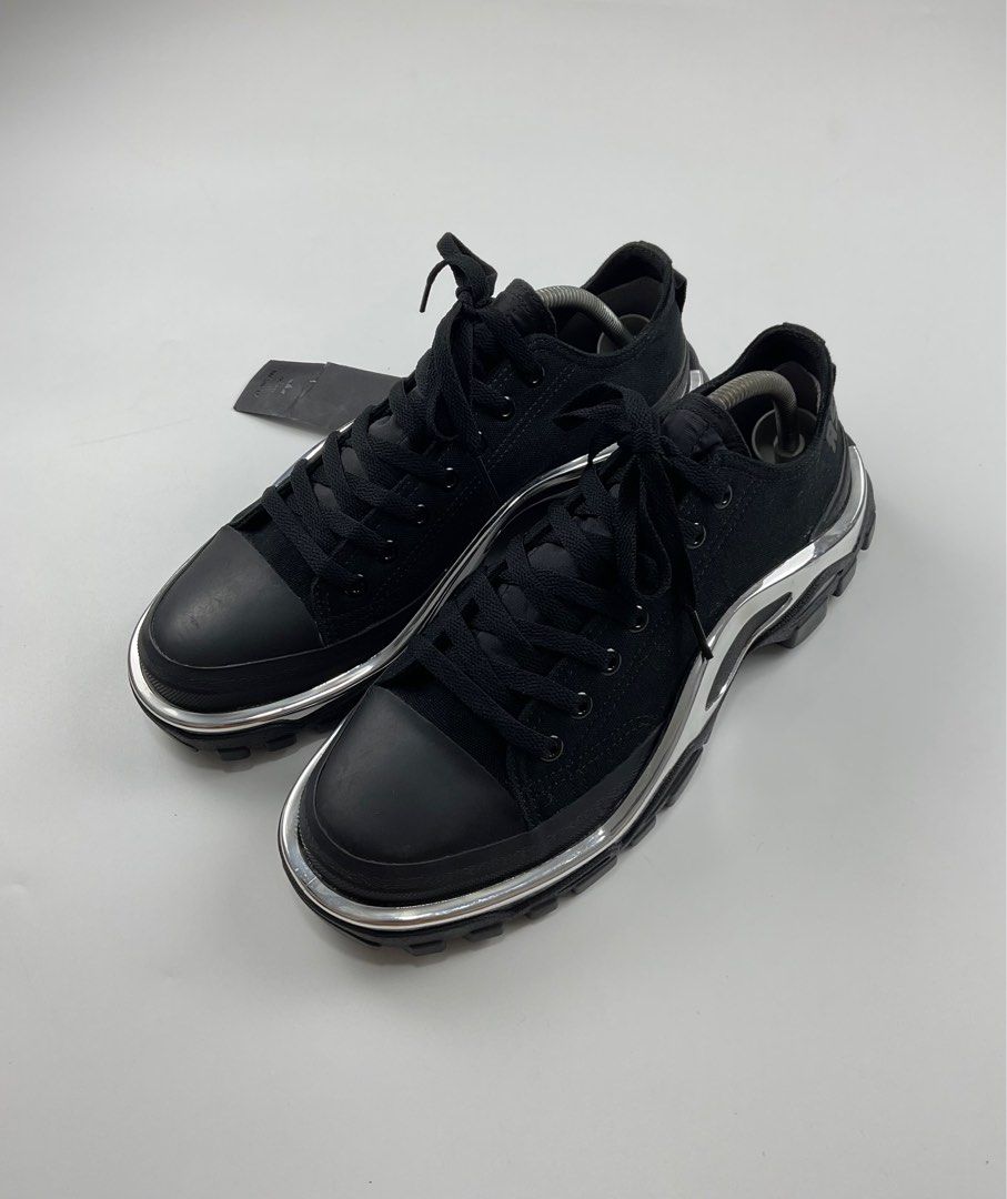 Adidas x Raf Simons Detroit Runner (Category: Sneakers) located in Paranaque City. Submitted by _baclarancartel (Listing ID 1310398633, Image 2). Description: Adidas x Raf Simons Detroit Runner Sz 8 Excellent Condition Outsole: 12 inches.