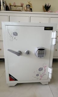 （分類：）位於 。 由 foryourlikes 提交（商品編號 1310291905，圖片 1）。簡介： 。
