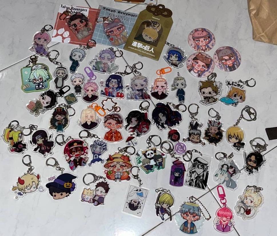 anime merch (jjk, demon slayer, hxh, spyxfamily, naruto, tokyo ...