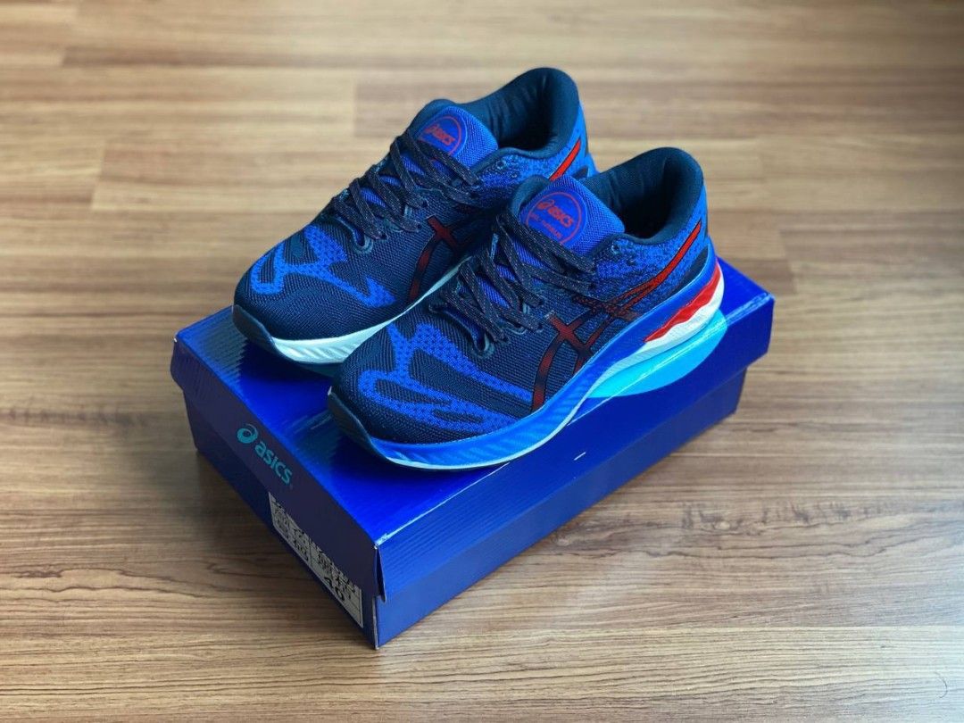 Asics nimbus 44 online