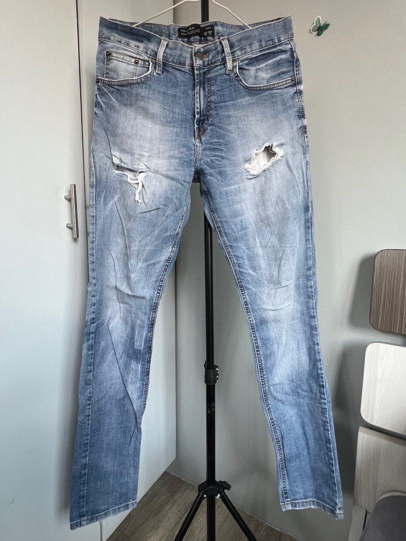 Authentic Pants for Men (Category: Jeans) located in Quezon City. Submitted by ronsatch (Listing ID 1310380195, Image 3). Description: Color may vary due to lighting These are preloved pants not thrifted Divided by HnM Black with Ankle Zip Size 28-30 Price - 850 Uniqlo Khaki Skinny Size 30 Price - 500 Pull and Bear Tattered Jeans Size 30-31 Price - 700 Levi’s 510 Denim Jeans Slim Fit Size 30 Price - 800 Uniqlo Acid Wash Jeans Skinny Size 30 Price